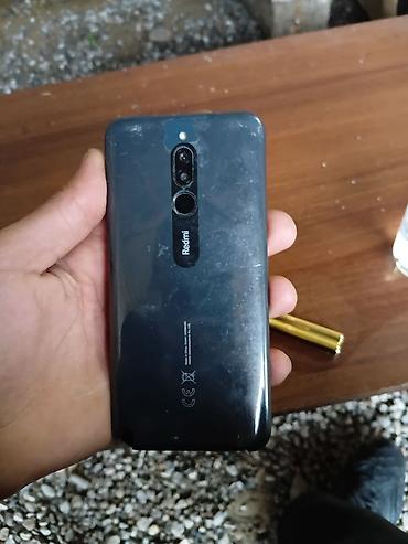 xiaomi pad: Xiaomi Redmi (arxa qapaqda “Redmi” loqosu) smartfon Xüsusiyyətlər: - — 1