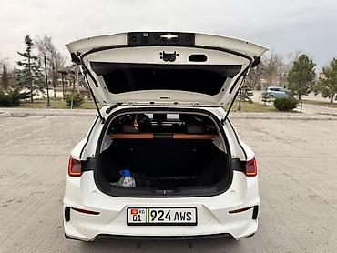 BYD: BYD E2: 2020 г., Автомат, Электромобиль, Хэтчбэк — 9