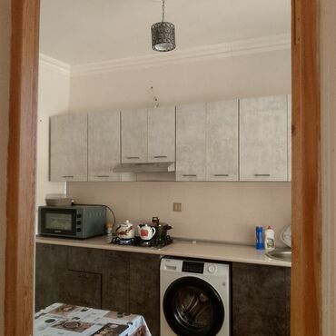 Səviyyə ölçənlər: TƏCİLİ kirayəyə verilir qiyməti 250 manat ünvan Sevinc qəsəbəsi 27 ci — 9