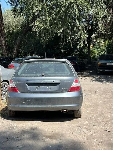 обмен на цивик: Honda Civic хэтчбек (5 дверей), серый металлик. Кузов: - Компактный — 2