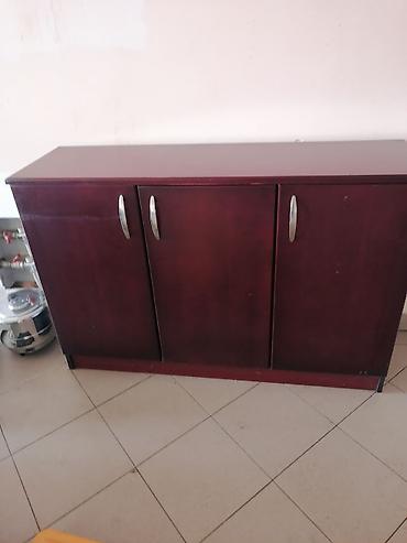 jysk ormari za kupatilo: Drveni komoda/ormarić za trpezariju ili dnevnu sobu - Materijal — 2