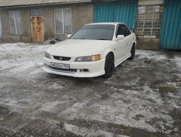 транспорты: Honda Accord: 2000 г., 2 л, Автомат, Бензин, Седан