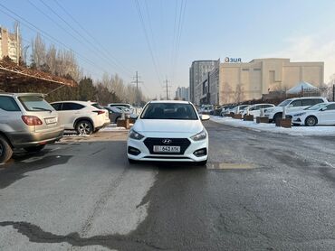 хундай акцент: Hyundai Accent : 2019 г., 1.6 л, Автомат, Бензин, Седан