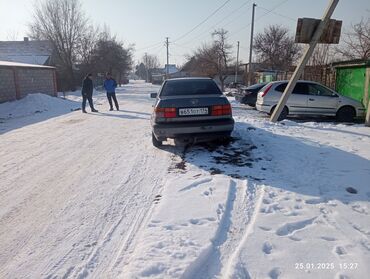 Volvo: Volvo S90: 1990 г., 1.8 л, Механика, Бензин, Седан