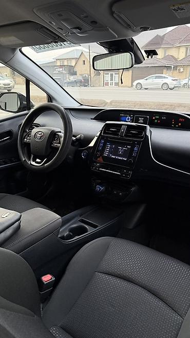 Toyota: Toyota Prius: 2020 г., 1.8 л, Гибрид, Хэтчбэк — 7