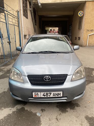 Toyota: Toyota Corolla: 2002 г., 1.6 л, Автомат, Бензин, Хэтчбэк