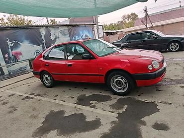 Унаа сатуу: Toyota Corolla: 1998 г., 1.6 л, Кол менен иштөөчү, Бензин — 10