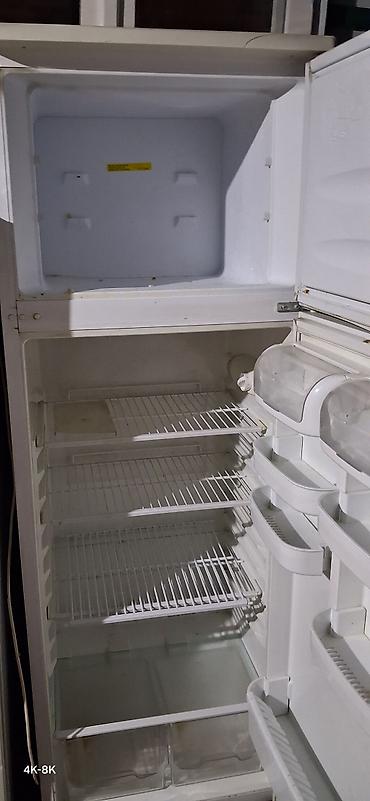 1000 litara je: Frižideri od 85cm do 2metra od 90 do 200eu Zemun — 10