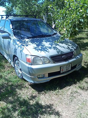2 8: Toyota Gaia: 2001 г., 2 л, Автомат, Бензин, Минивэн — 3