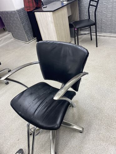 салон красоты бизнес: Продаю кресло бу