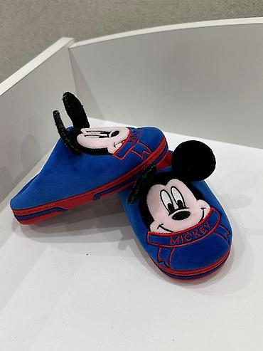 Шлёпанцы: Disney brendine aiddir.Xaricden alinib.23-24 razmer.Az geynilib Yaxsi — 2