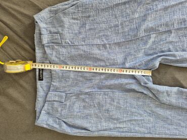 Kompleti: Dvodielni ženski komplet – prsluk/top + pantalone Odgovara veličini m — 11