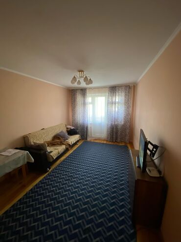 квартира фере: 2 комнаты, 43 м², 104 серия, 3 этаж, Старый ремонт