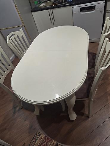 stul oturacaq: Ağ rəngli yemək otağı dəsti - Tərkibi: oval formalı masa + 6 ədəd — 3