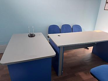 Ofis dəst mebeli: Ofis mebel dəsti Tərkibi: - 1 ədəd geniş iş masası (kabel üçün — 1