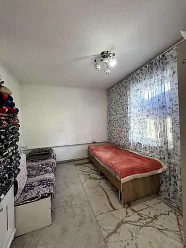 Продажа коттеджей и домов: 📌В селе Петровка продаётся дом на участке 27,5 соток, фактически чуть — 15