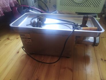 elektrikli sac: Ət çəkən maşın