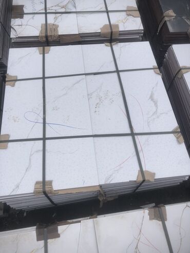 Kafel və metlax: Mərmər effektli keramika plitələr 9 azn km (010-315-51-04) - — 8