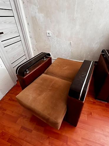 Mebel: İşlənmiş, Divan-kravat, 2 kreslo, Divan, Bazalı, Açılan — 2