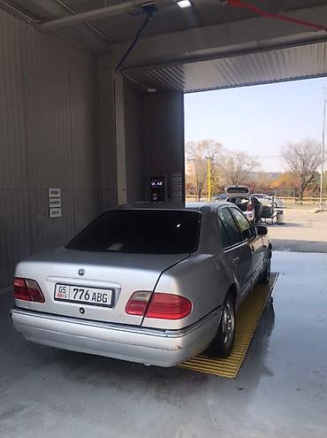 Mercedes-Benz: Mercedes-Benz E-Class: 1997 г., 2.3 л, Автомат, Бензин, Седан — 8