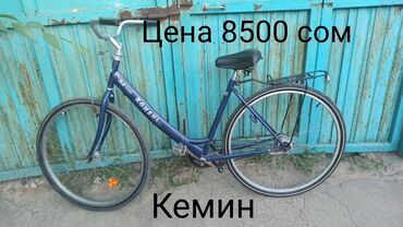 велосипед для тренировок: Продаю велосипед оригинал все работает цена 9000 мин сом адрес кемин