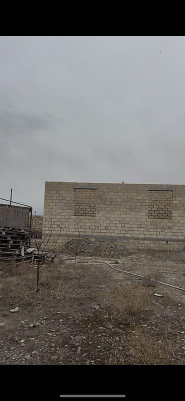 hovsanda heyet evler: 5 otaqlı, 15 kv. m, Təmirsiz — 1