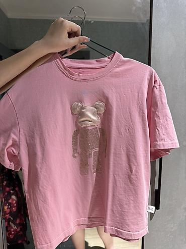 Футболки: Набор футболок и кофт . Размер 150 Все в хорошем состоянии . Не — 1