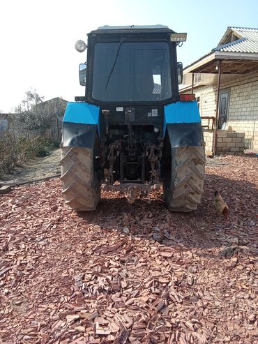 Traktorlar: Traktor motor 2.2 l, İşlənmiş — 4