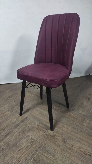 Stolice: Stolice
Cena po komadu 
Saljemo brzom postom na lalafo.rs — 10 Stolice: Stolice
Cena po komadu 
Saljemo brzom postom — 10