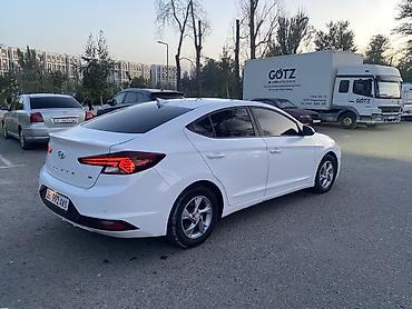 хендай элентра: Hyundai Elantra: 2019 г., 1.6 л, Вариатор, Бензин, Седан — 4