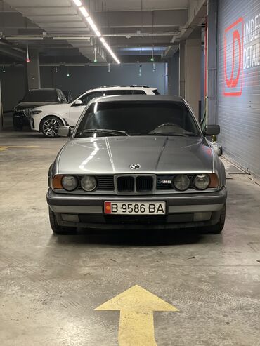 диски xbox one in Кыргызстан | XBOX ONE: BMW 525 2.5 л. 1993