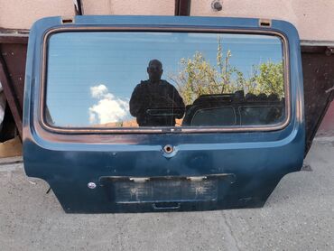 Auto delovi: Zadnja gepek vrata Lada 21213,21214,2131 Niva u zelenoj boji. Polovno — 1