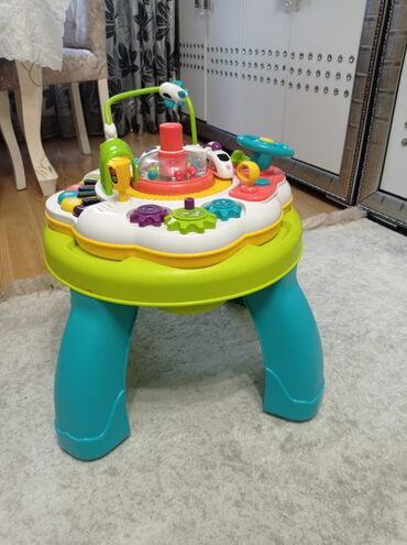 uşaq oyuncaqları robocar: Uşaq üçün oyuncaq onun üstündəki hamsı şeylər işləyir ideal