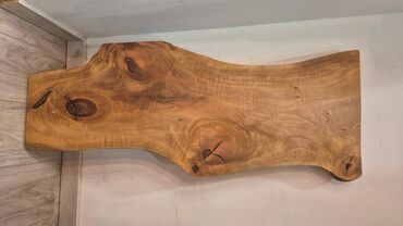 Stolovi: U ponudi imamo unikatne komade obrađen ploča od drveta: Hrast/Orah/Dud — 2