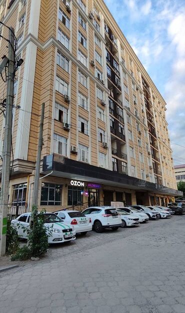 ош квартиралар: 2 комнаты, 81 м², Элитка, 4 этаж, Дизайнерский ремонт
