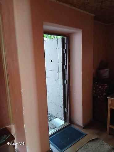 барачный дом: Сдаётся небольшое помещение с отдельным входом под проживание или — 7
