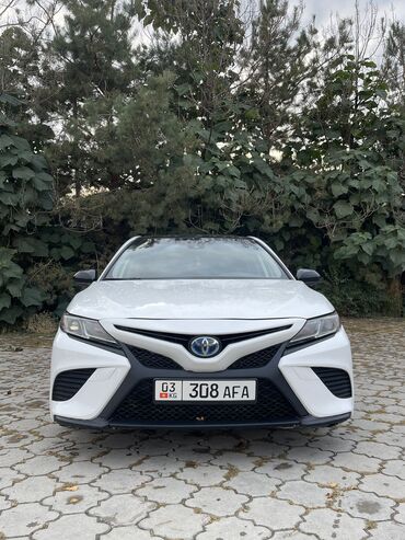 Toyota: Toyota Camry: 2019 г., 2.5 л, Вариатор, Гибрид, Седан