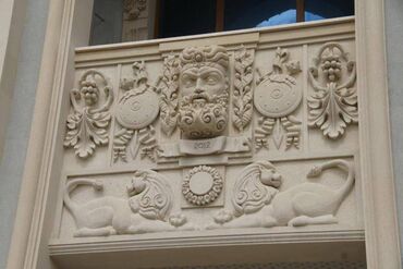 Həyət evləri və villaların satışı: Şüvəlan qəs. 12 otaq, 400 kv. m, Yeni təmirli — 15