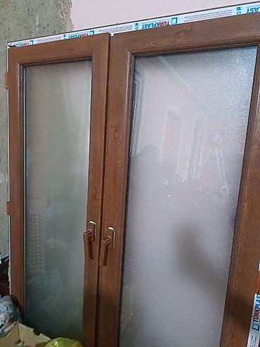 ikinci el plastik qapi pencere: İkiyarpaqlı plastik pəncərə çərçivəsi - Material: PVC profilli, ağac — 1
