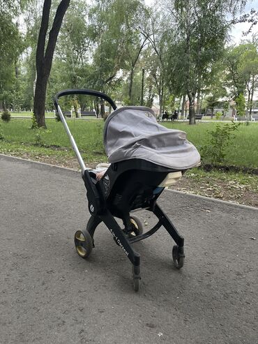 Автокресла: Автокресло, цвет - Серебристый, Б/у
