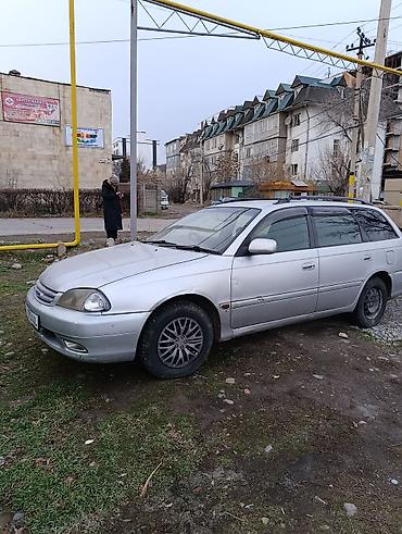 Toyota: Toyota Caldina: 2000 г., Автомат, Бензин, Универсал — 2