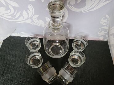 Kuhinjski setovi: Servis nov paracinsko staklo 70te za vino. Servis sve na njemu odsjaj na lalafo.rs — 9 Kuhinjski setovi: Servis nov paracinsko staklo 70te za vino. Servis sve na njemu odsjaj — 9