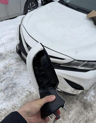 low ll: Зеркало боковое для Toyota Camry левое.Оргинал. Отсутствует нижняя — 4