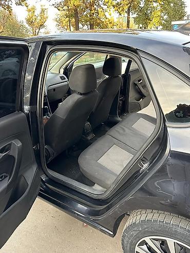 reno logan: Volkswagen ID. Polo: 2012 г., 1.6 л, Автомат, Бензин, Седан — 8