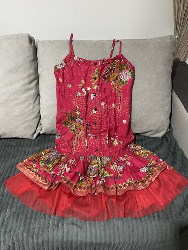 Haljine: Elegantna crno-zlatna haljina na pruge - Model: koktel/večernja — 16