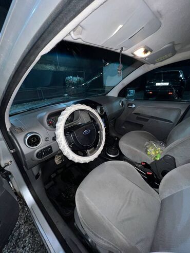 Ford: Ford Fusion: 2003 г., 1.3 л, Робот, Бензин, Хэтчбэк — 7