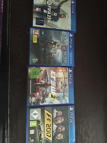 playstation 5 pro купить в баку: PS4 oyun konsolu + disk oyunlar paketi Paketin tərkibi: - PlayStation — 2