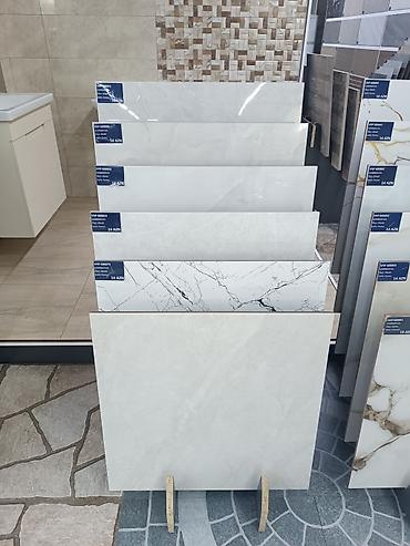 hamam kafeli: Mərmər effektli keramoqranit və divar-döşəmə plitələri. 60x60 ölçüdə — 5