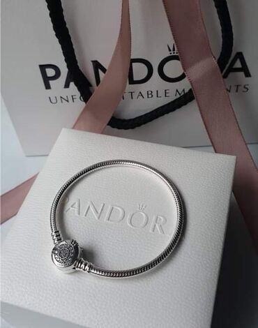 Narukvice: Pandora narukvica u originalnom pakovanju + gratis 1 privezak — 22