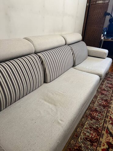 большой удобный диван: Модульный диван, цвет - Серый, Б/у